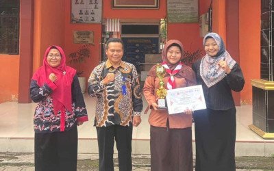 Siswa SMAN 1 Ngoro Raih Juara 3 Olimpiade PMR Online VI Tingkat Kabupaten Mojokerto